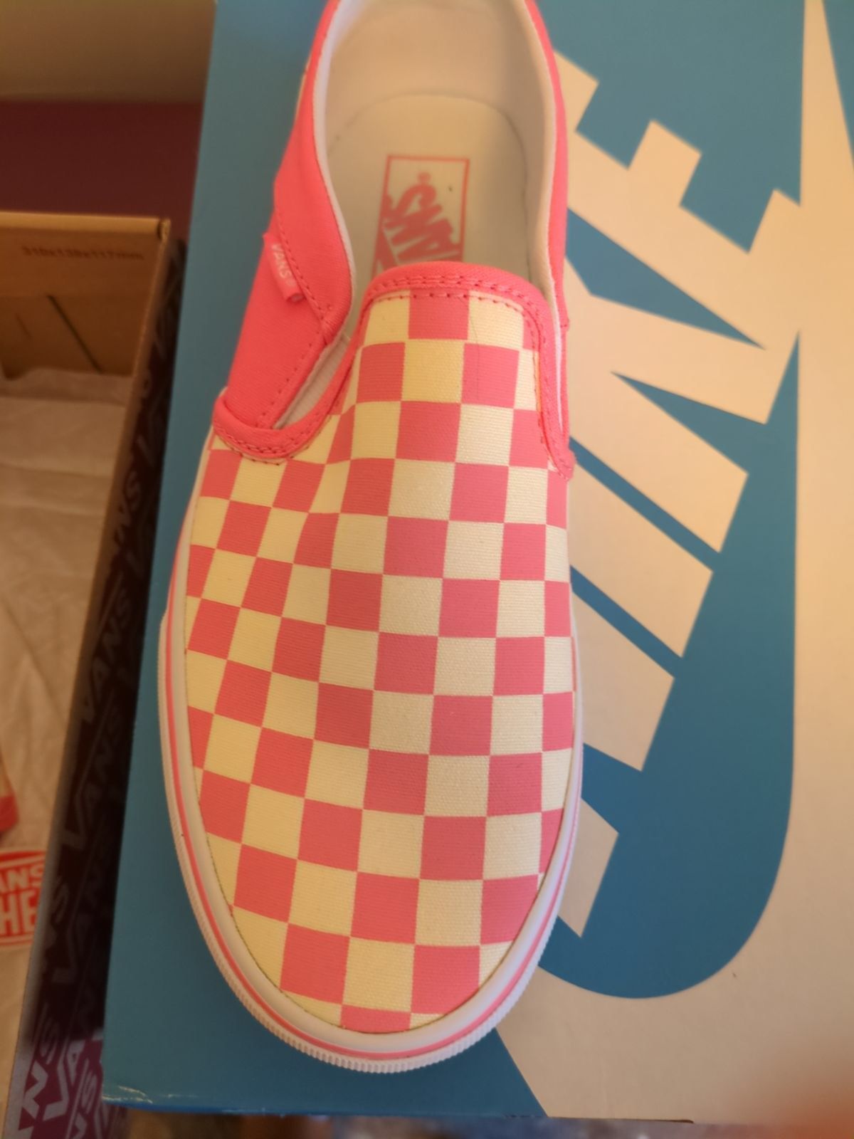 8.5 Women’s Pink Checkered Vans