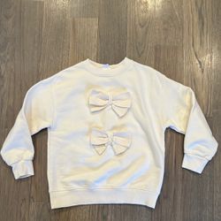 Zara sweatshirt size 8/9  Like New
