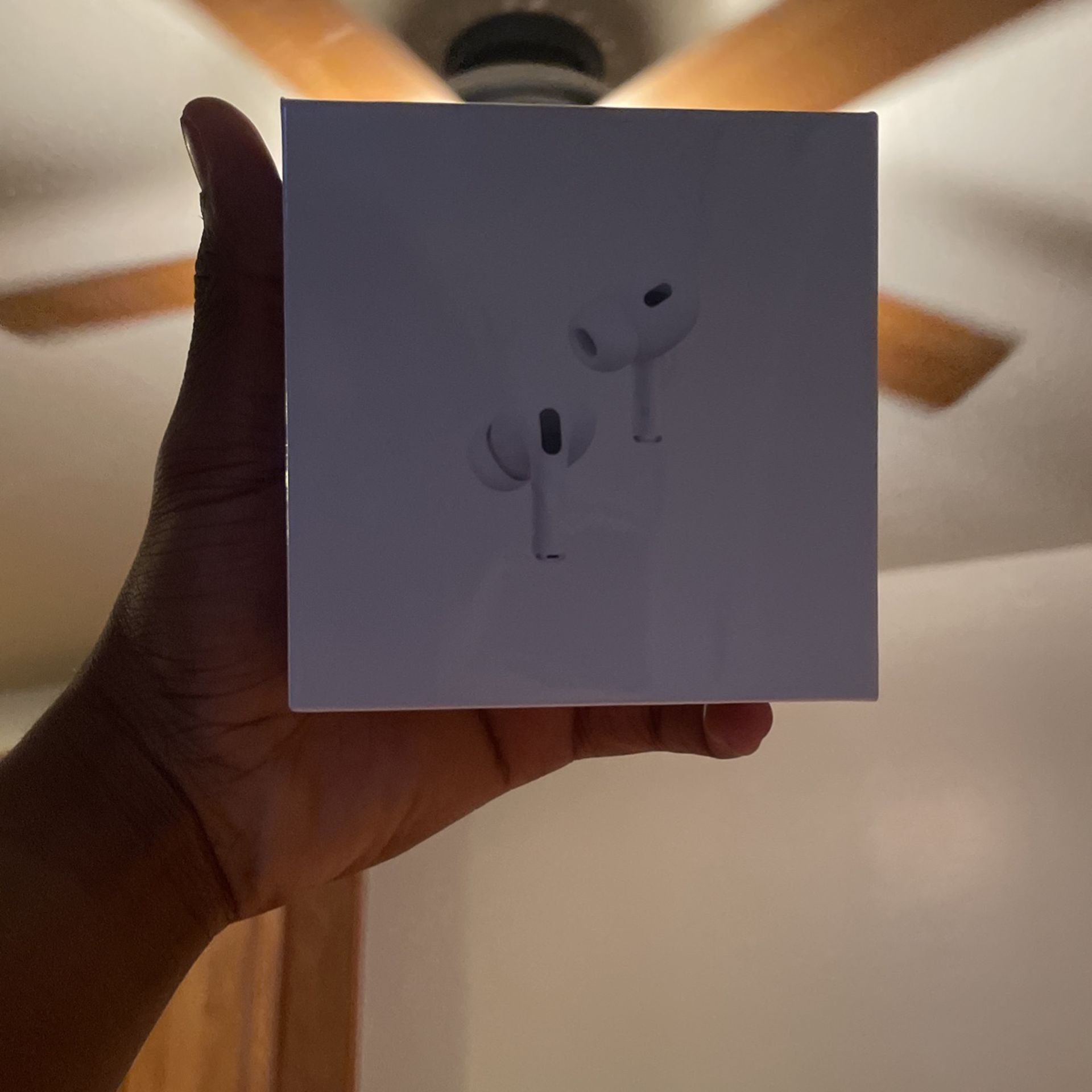 AirPods