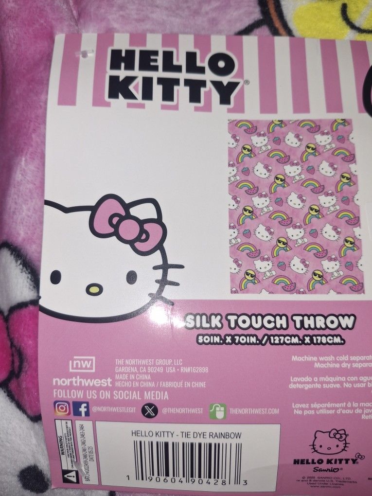 Hello Kitty Throw Blanket