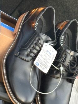 Mens Dress shoes size 8.5” New $15