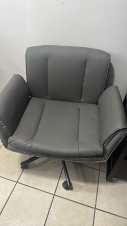 Desk chair