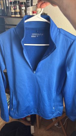 Nike. Sueter. For women