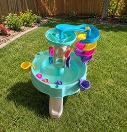 new in box sand and water table outdoor toy