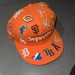 Supreme MLB x New Era 