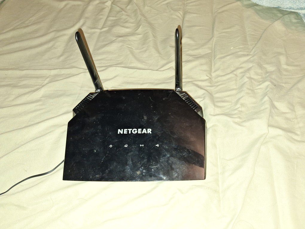 NetGear WiFi Router R6260