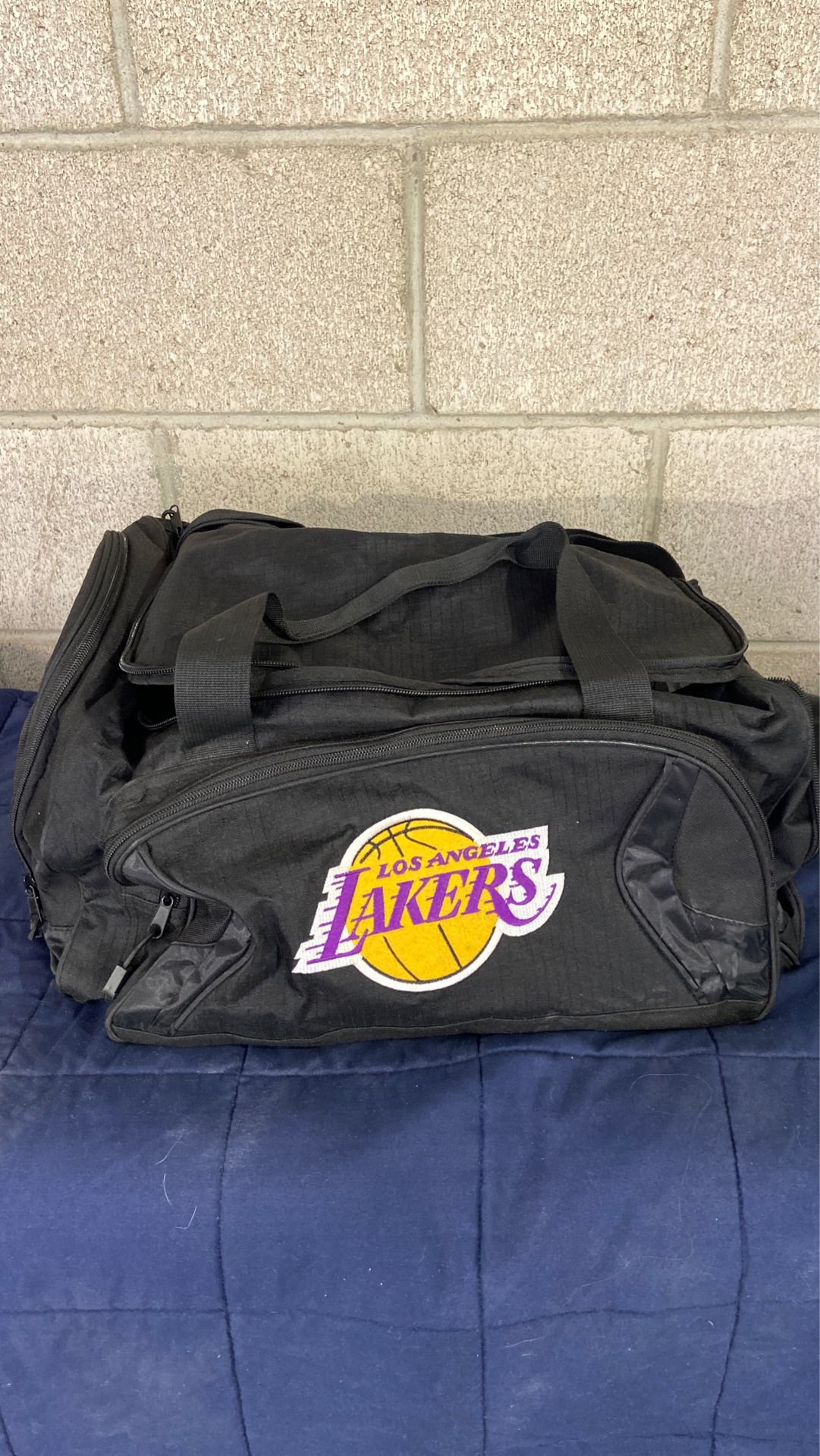 Lakers duffle bag