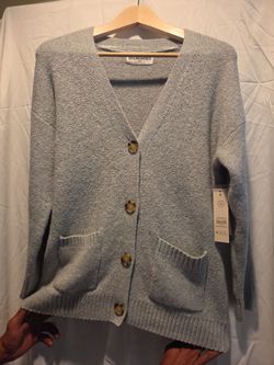 Sweater new