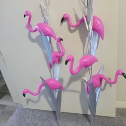 Metal Stake W Flamingos  Dimencion  31H