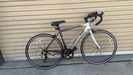 SCHWINN varsity aluminum road bike