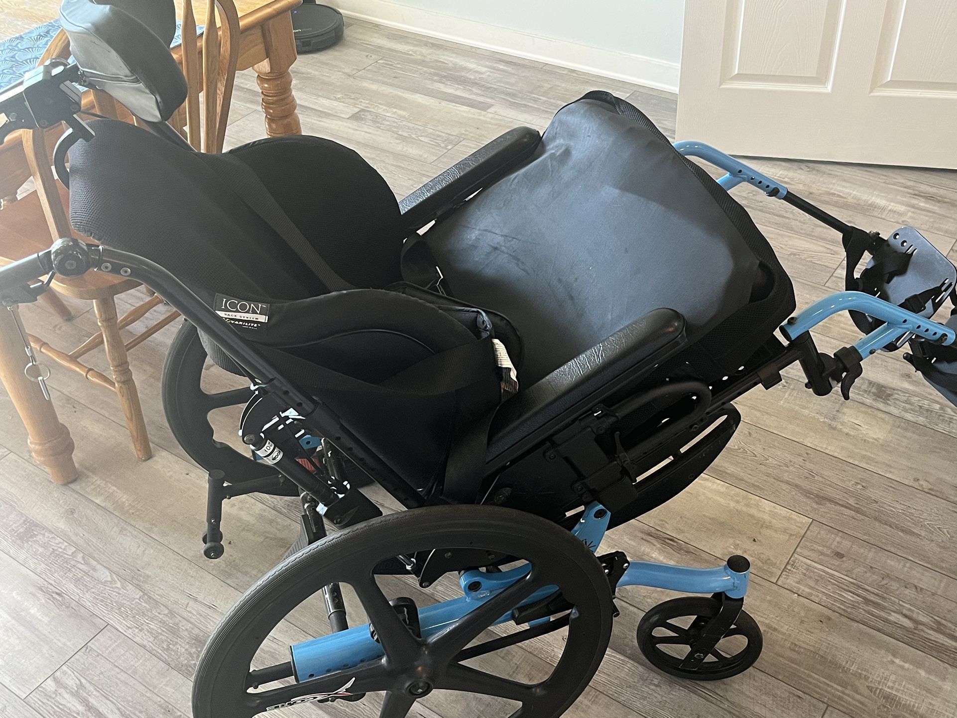 Core Tilt In Space Wheelchair With Rojo Cushion for Sale in Saint Aug  Beach, FL - OfferUp