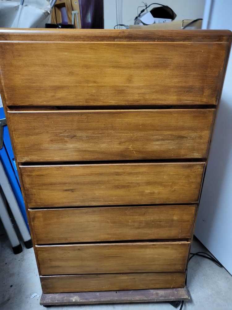 Chest a drawers