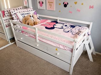 White Twin Daybed w/ Trundle, 2 Mattresses, Drawers & Ladder – Complete Set