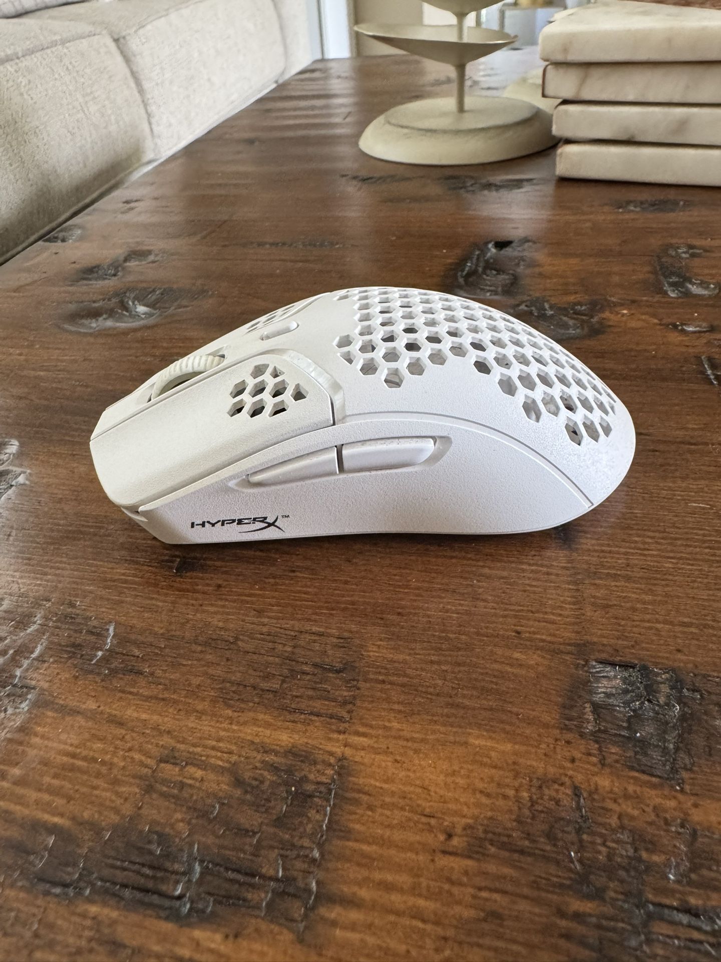 HyperX Pulsefire Haste Mouse- Ultra lightweight