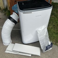 Fridgeaire Portable AC Unit 