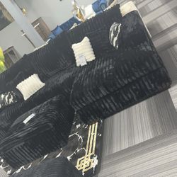 MIDNIGHT MADNESS 2pc Sectional W/Ottoman $1299 NEW 