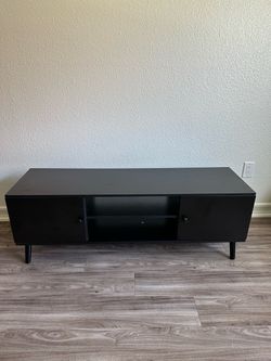 Black tv stand