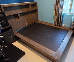Queen bed