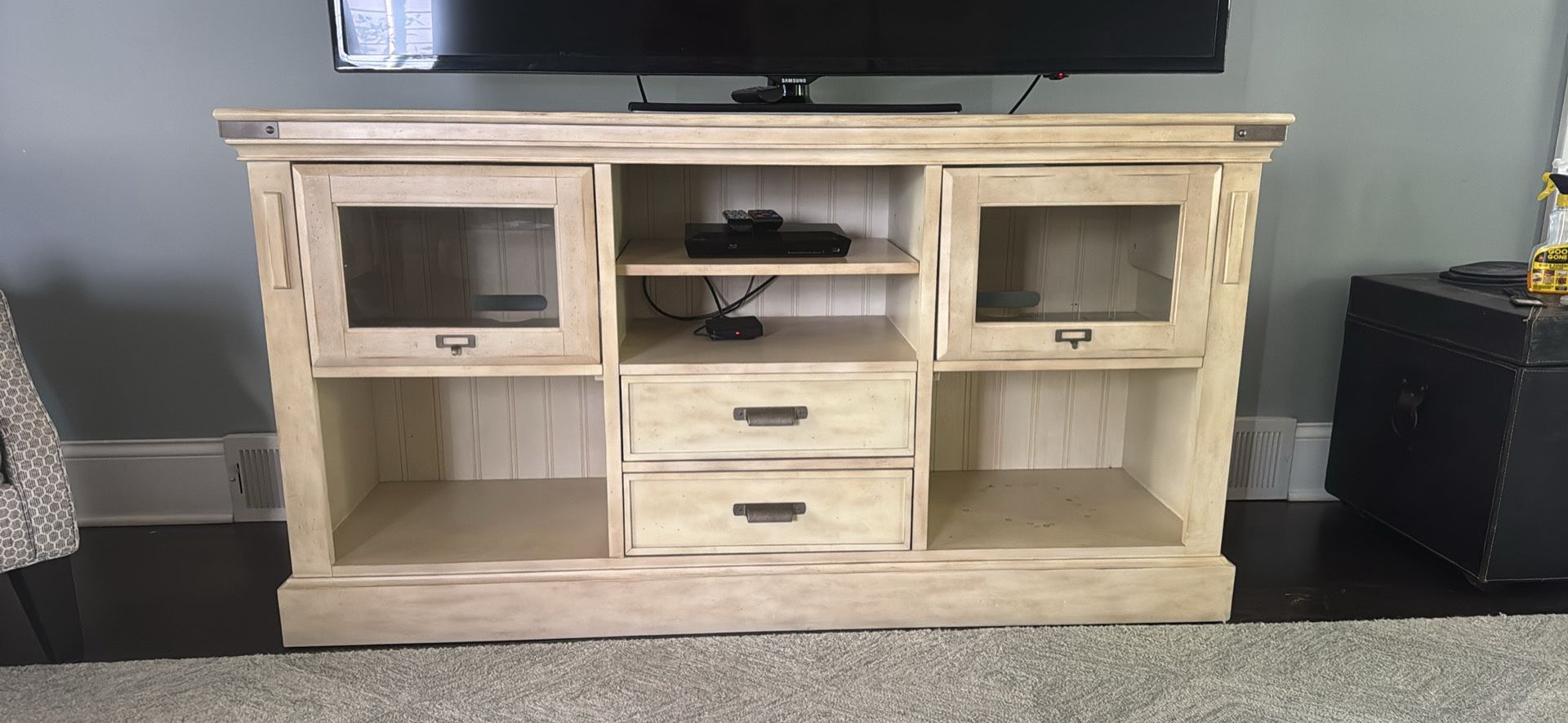 Console Table/Side board/ Media Table