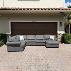 Large Ashley Sectional 
