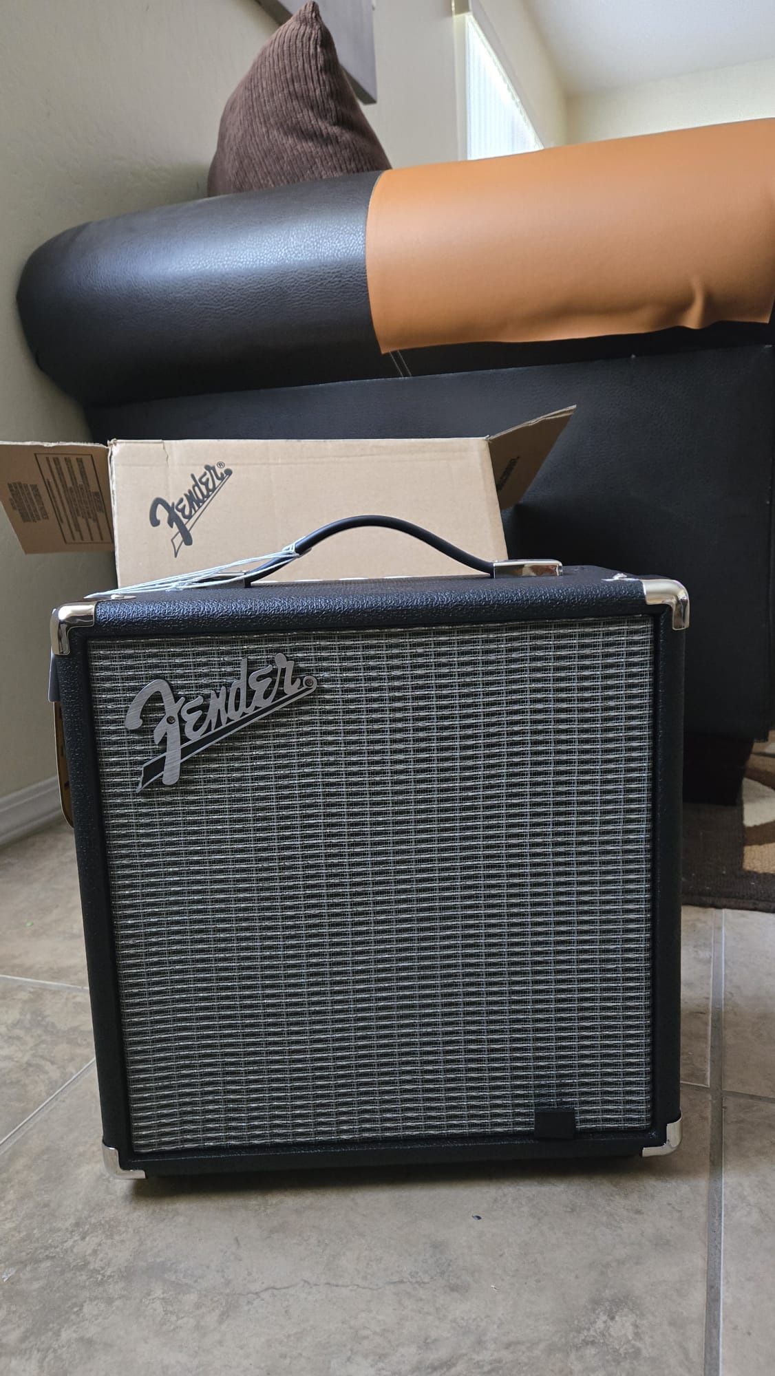 Fender Rumble 15 Bass Combo Amplifier