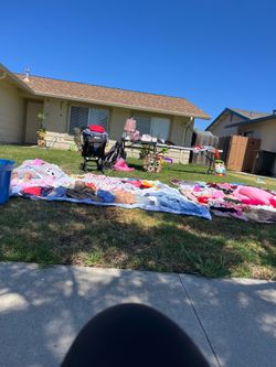 10 dollar white bag of clothes
