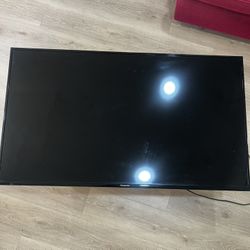 43 “ panasonic tv with wall mount 100$!!