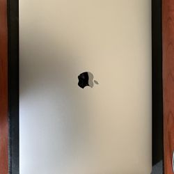 2019 16in MacBook Pro 32gb Ram 512gb SSD A2141