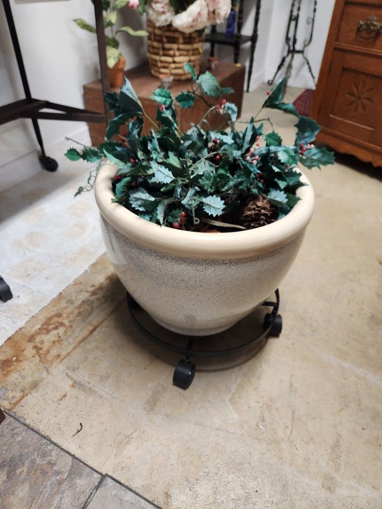 Ceramic Planter Pot