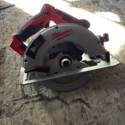 M18 18V Lithium-Ion Brushless Cordless 7-1/4 in. Circular Saw