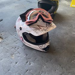 girls dirt bike helmet
