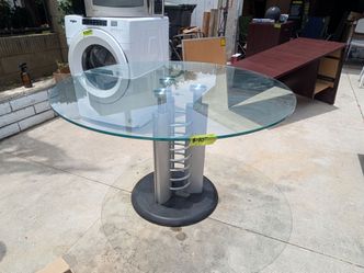 Round glass table