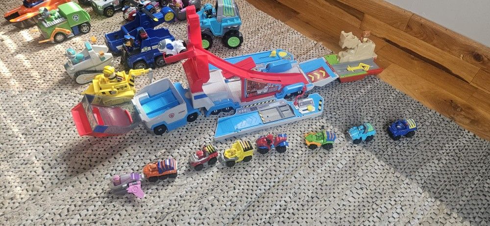 Huge Paw Patrol Lot