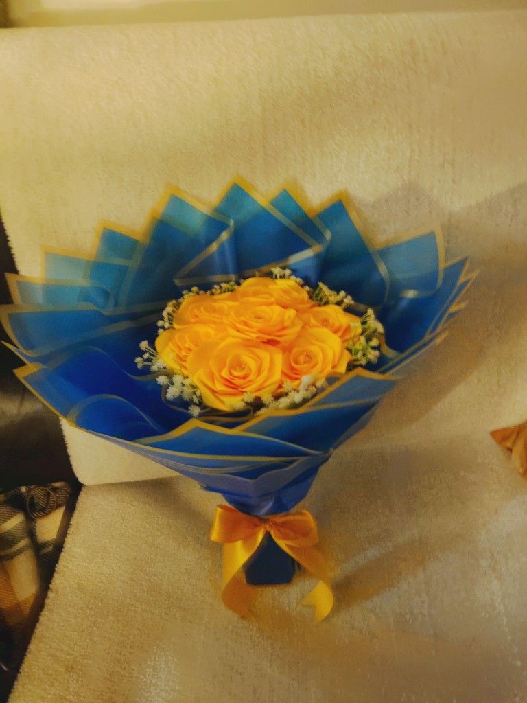 (contact info removed) Flores Eternas