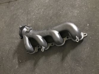 Gm Exhaust Manifold 6.2 5.3 With Gasket Oem 
