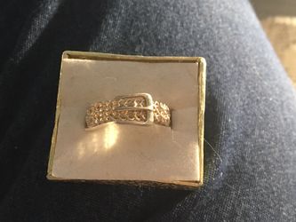 Thin buckle ring
