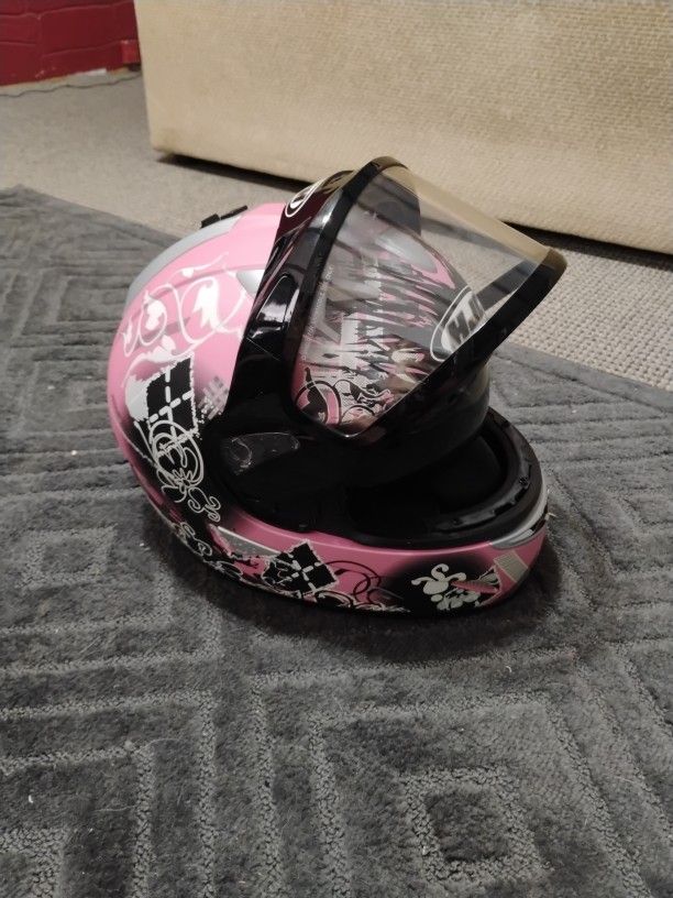 Woman's Pink Size Large Motorcycle Helmet