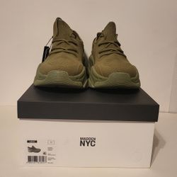 
11 Madden NYC Men's Fashion Casual Sneaker
