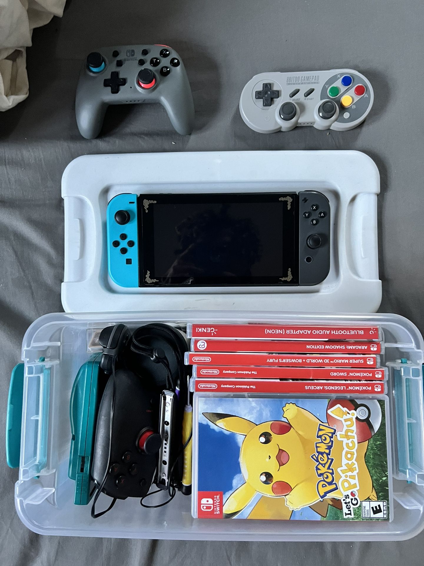 Nintendo Switch Bundle 