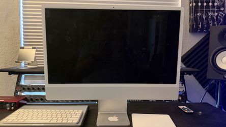 iMac 24” 2021 M1 Chip