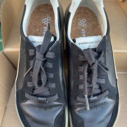 Vivobarefoot Gobi II women’s w39 8.5-9 size