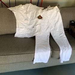 Gray anatomy white scrubs top medium bottom small