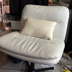 Criss Cross Chair