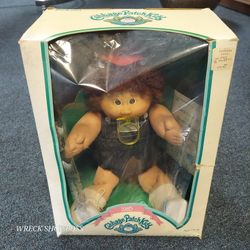 1985 Cabbage Patch Kids Adoptin & Birth Cert. In Box
