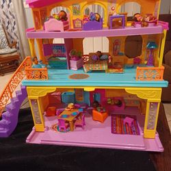 Interactive Dora The Explorer  Dollhouse