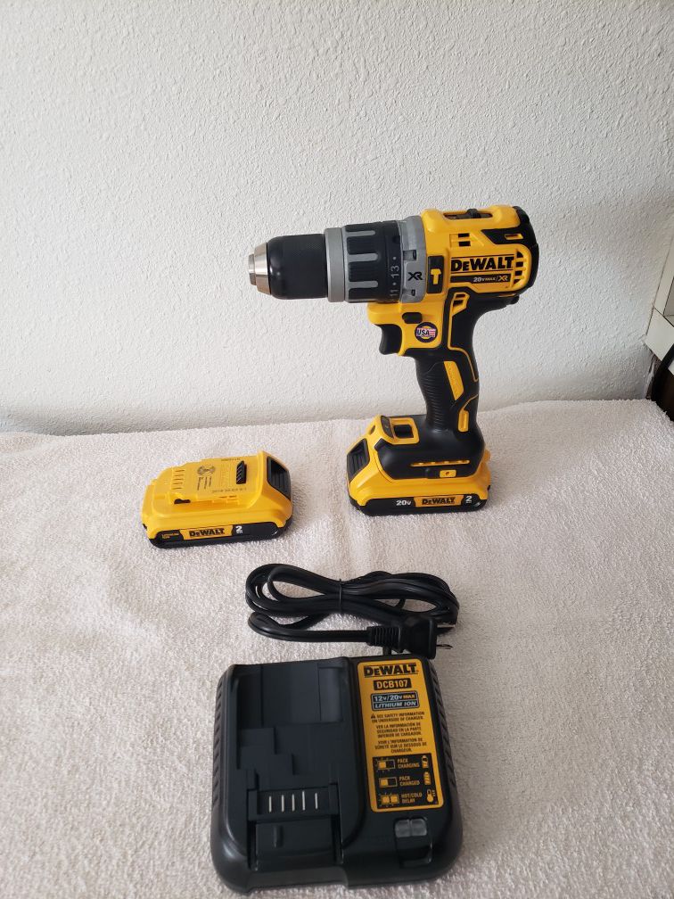 Dewalt variable speed hammer drill.Everything is new.Come with ised Dewalt drill driver.Not shown in the picture.