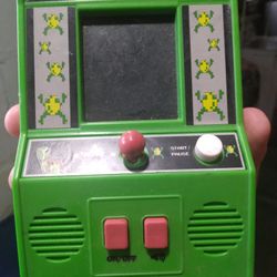 Frogger Hand Held Game. Read Description Below. 