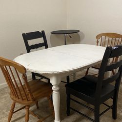 Kitchen table And Chairs