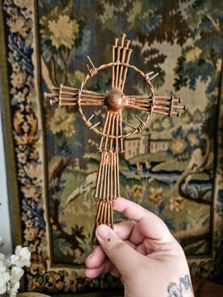Handmade Nail Art Cross with Barbed Wire Halo