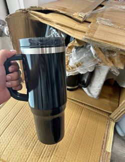 Tumblers with straw